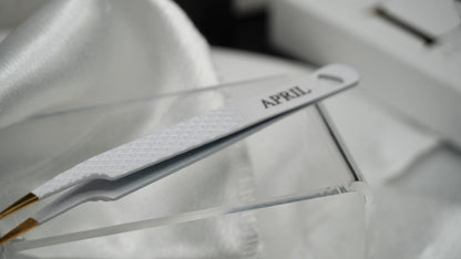 Tweezers - 90 Degrees