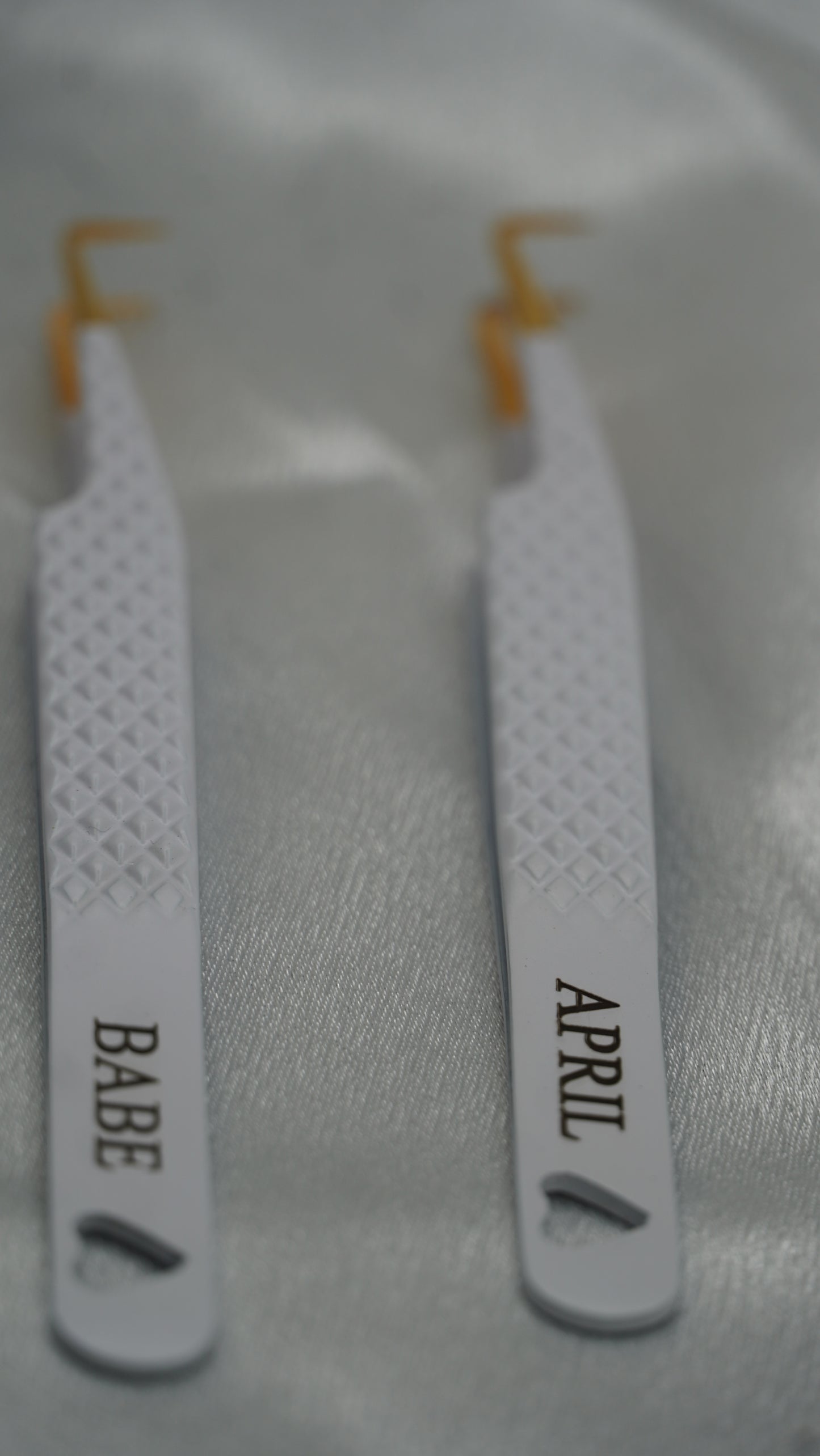 Tweezers - 90 Degrees